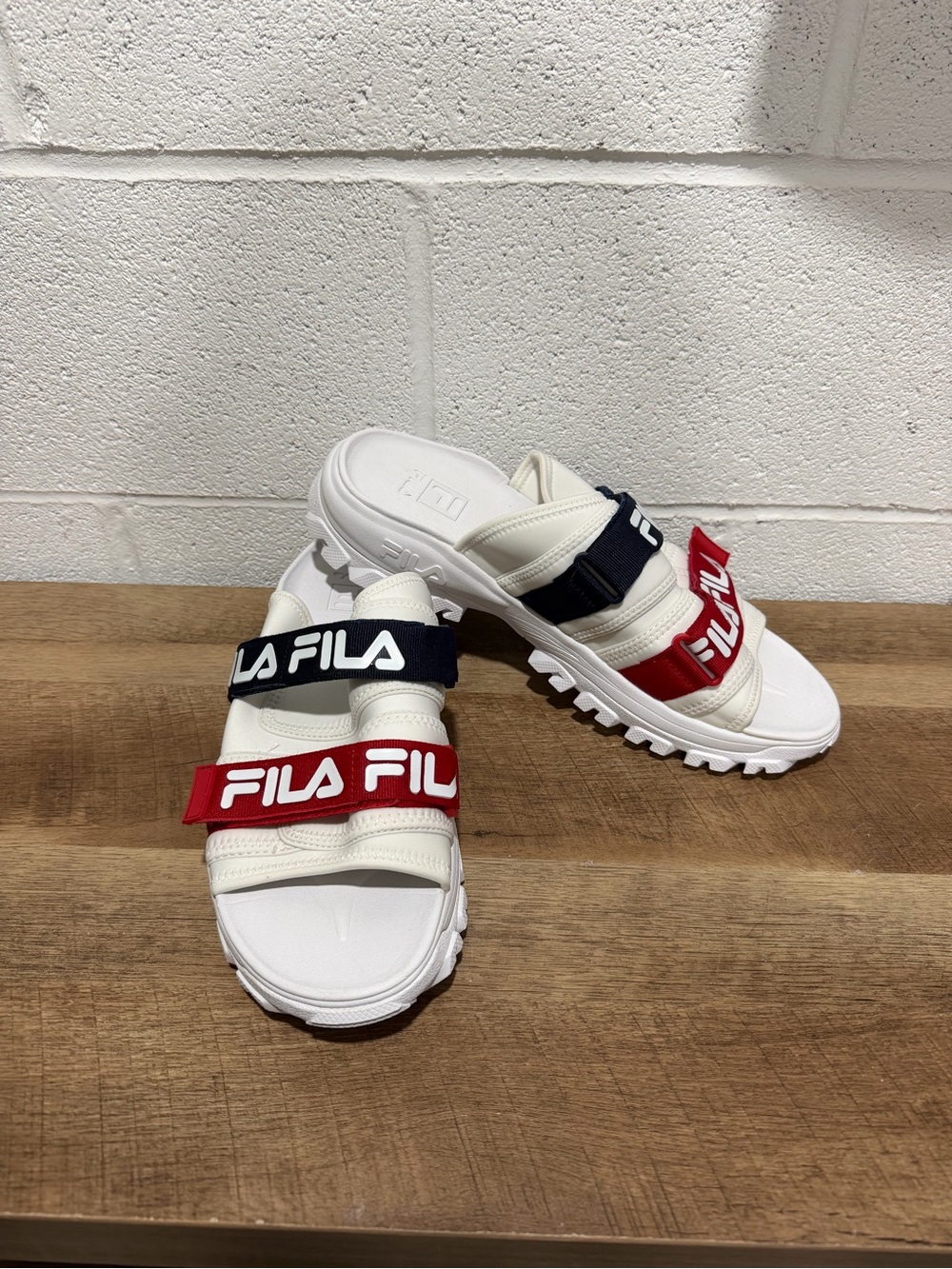FILA Men's Outdoor Utility Slide Sandals – White/Navy/Red (Chunky Platform Strap